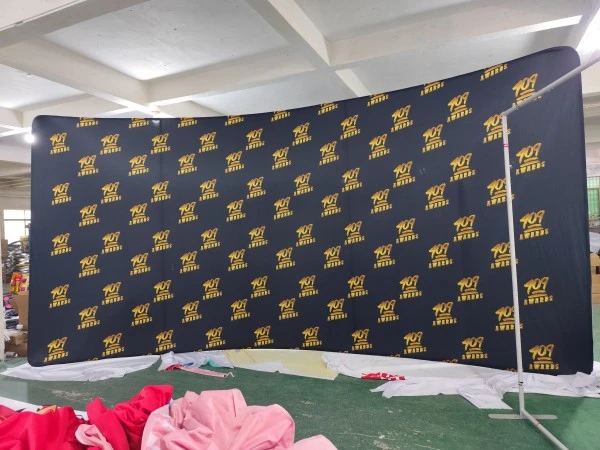 Curve Backdrop Frame